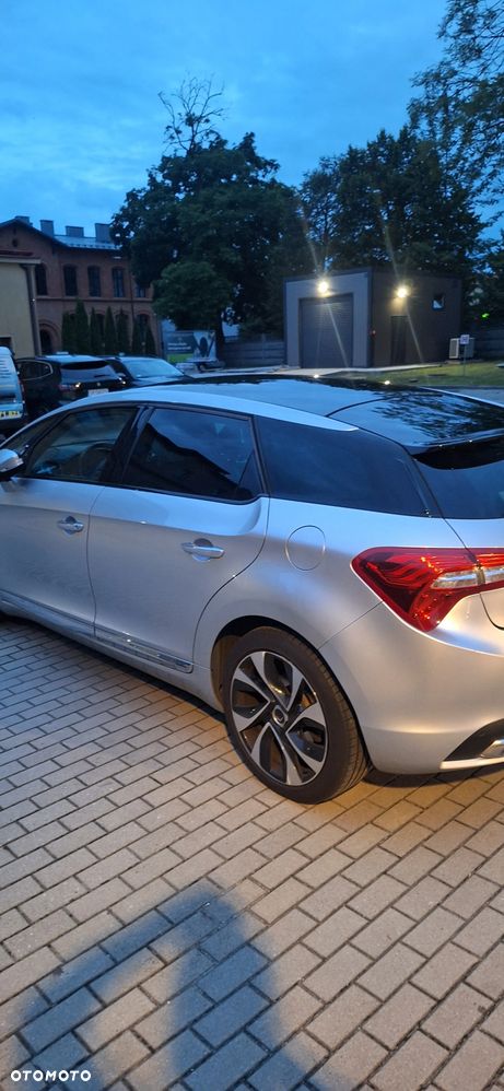 Citroën DS5 2.0 HDi SoChic - 2