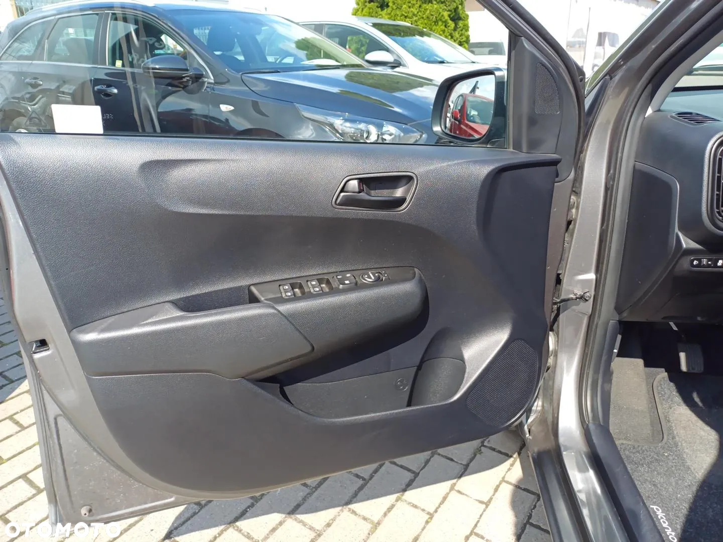 Kia Picanto 1.0 M - 12
