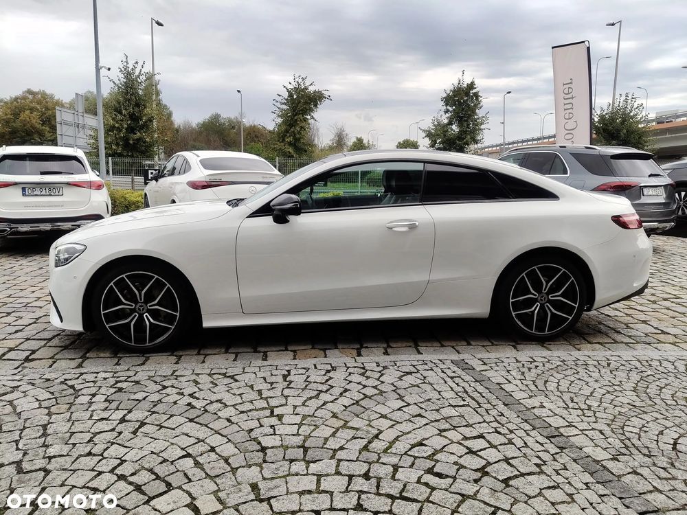 Mercedes-Benz Klasa E 200 Coupe 4-Matic 9G-TRONIC - 8