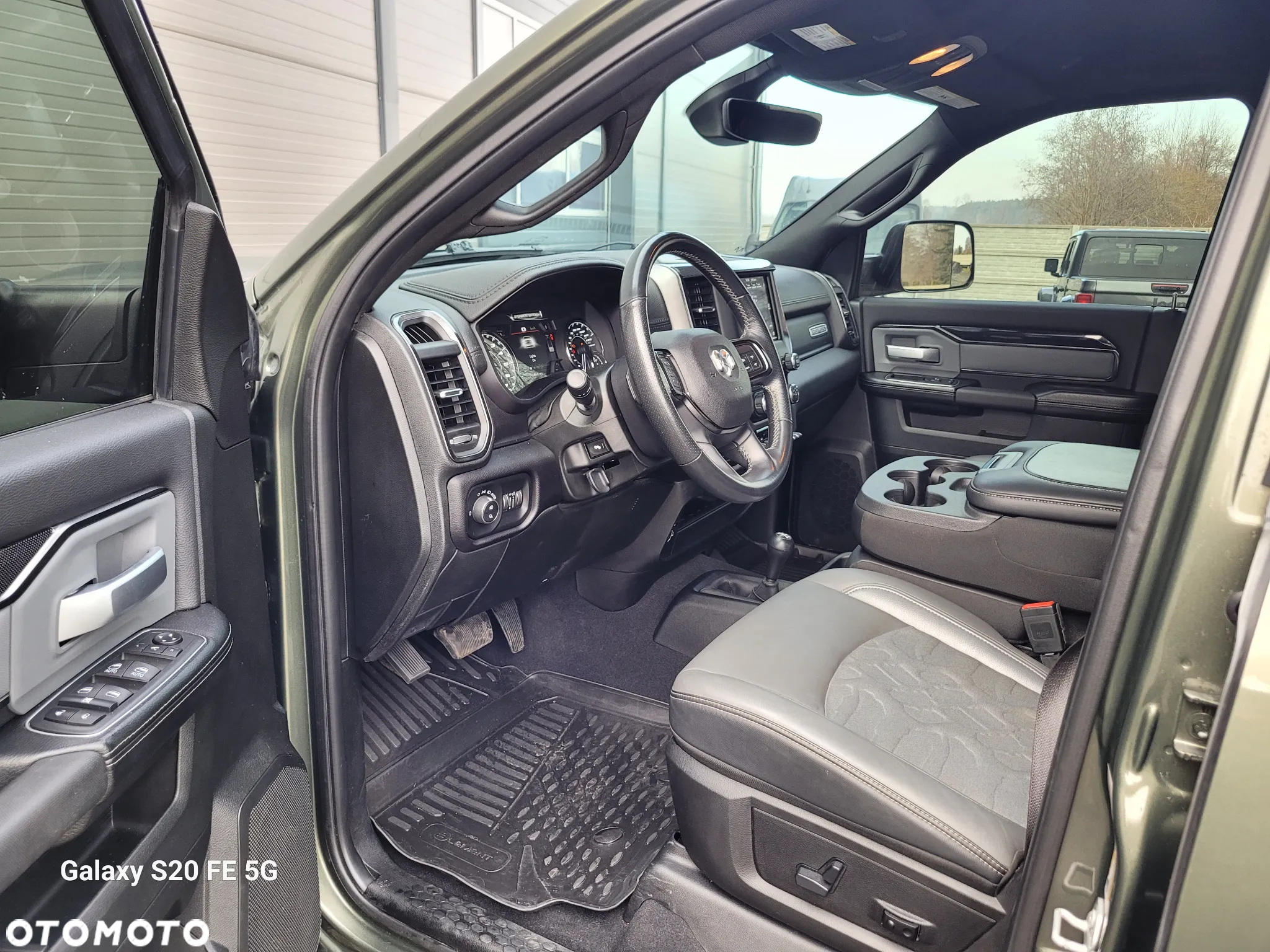 RAM 2500 - 5