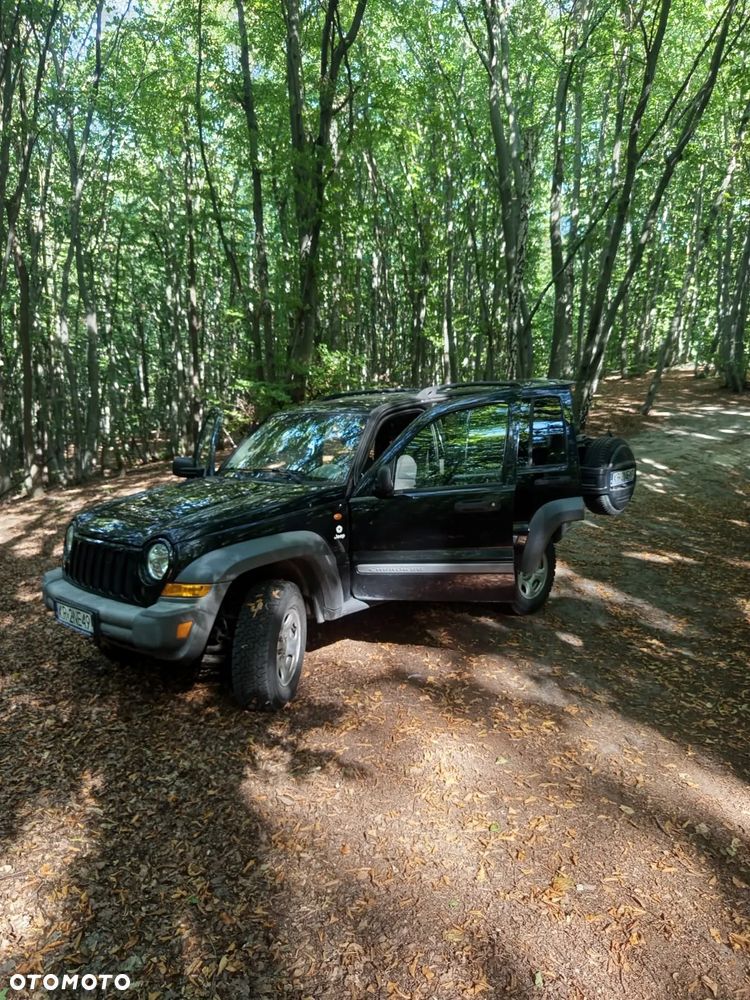 Jeep Cherokee - 10