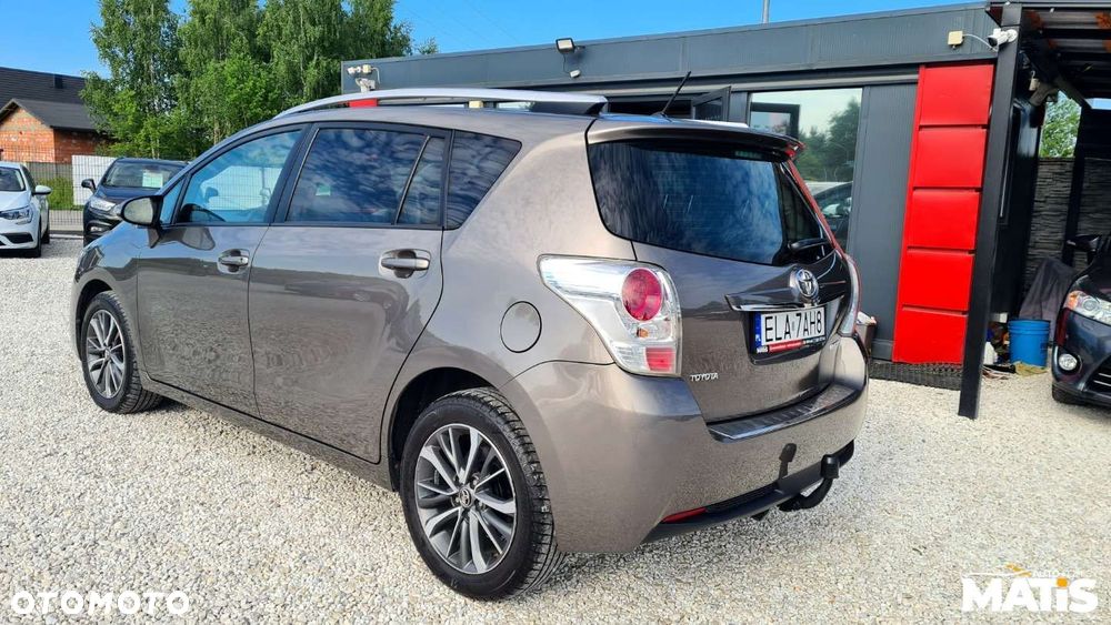 Toyota Verso - 23