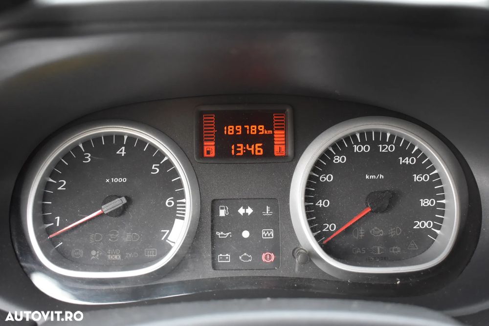 Dacia Duster 1.6 4x4 - 10
