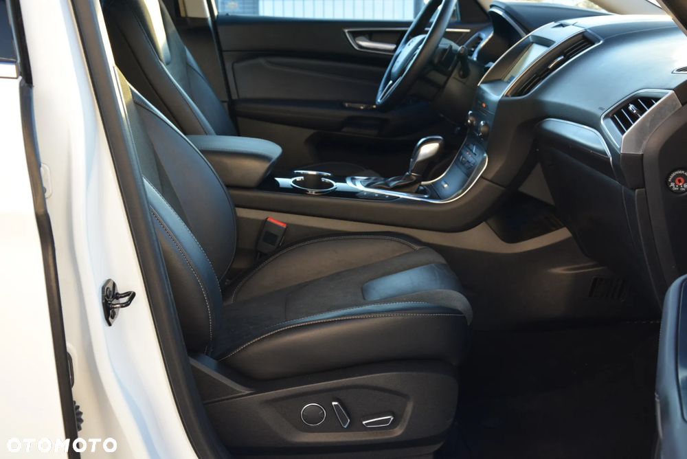Ford S-Max 2.0 TDCi Titanium - 32
