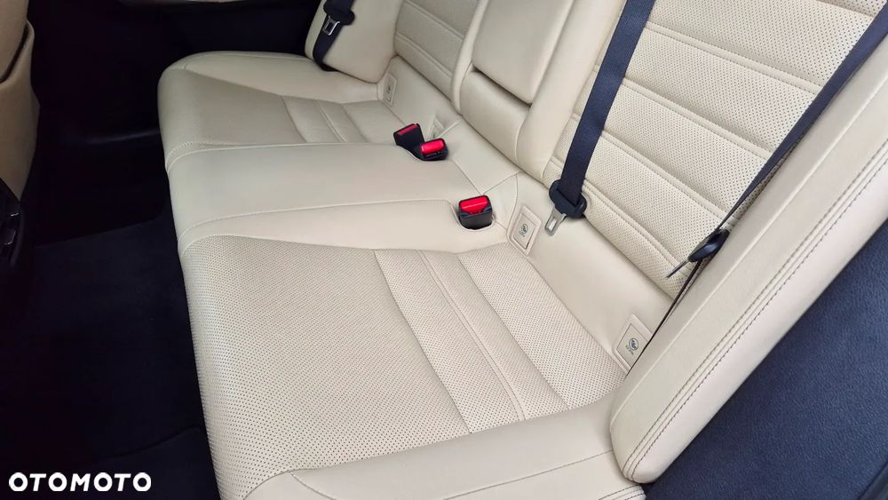 Lexus IS 200t Comfort - 16