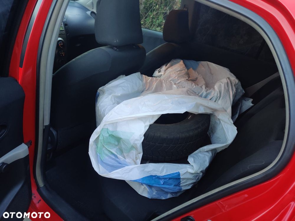 Toyota Yaris 1.0 Terra - 20