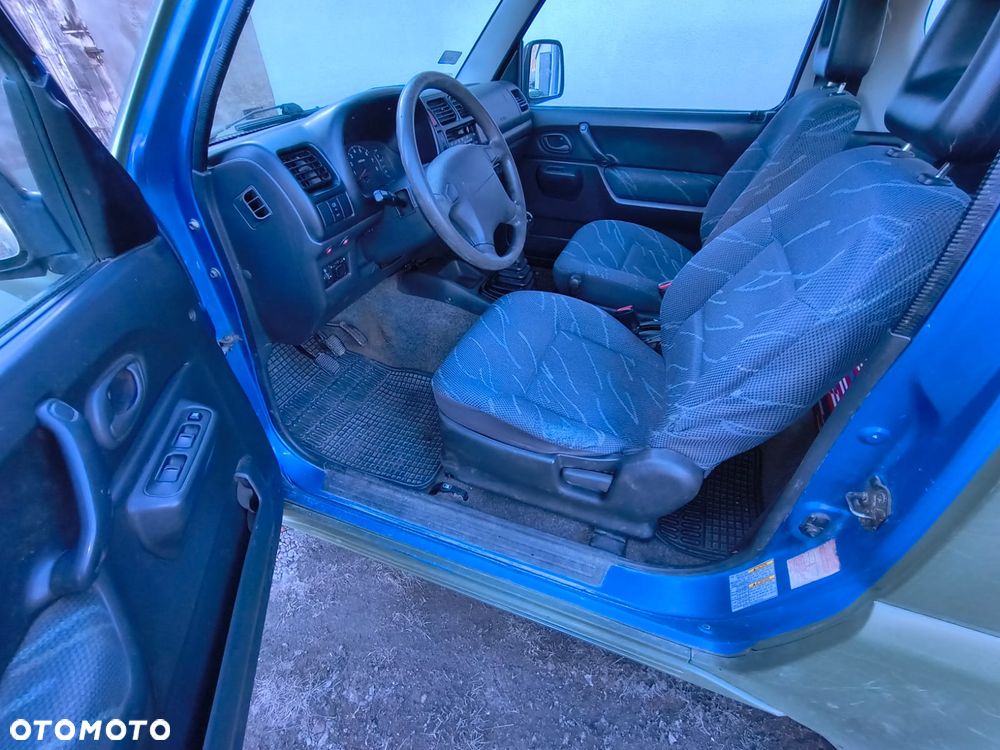 Suzuki Jimny 1.3 - 11