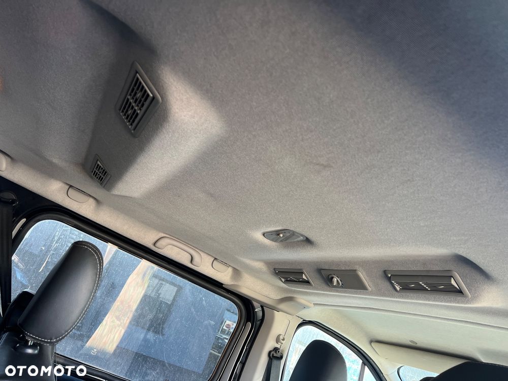 Renault Trafic - 11