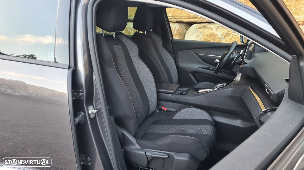 Peugeot 5008 - 44