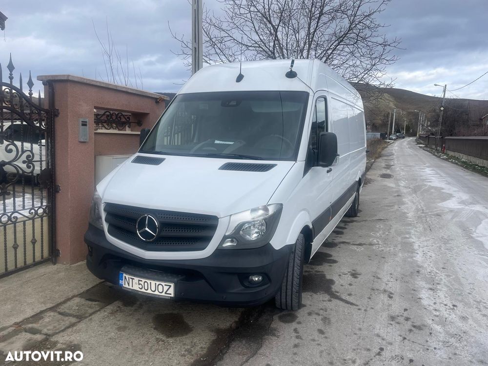 Mercedes-Benz Sprinter 319 CDI - 1