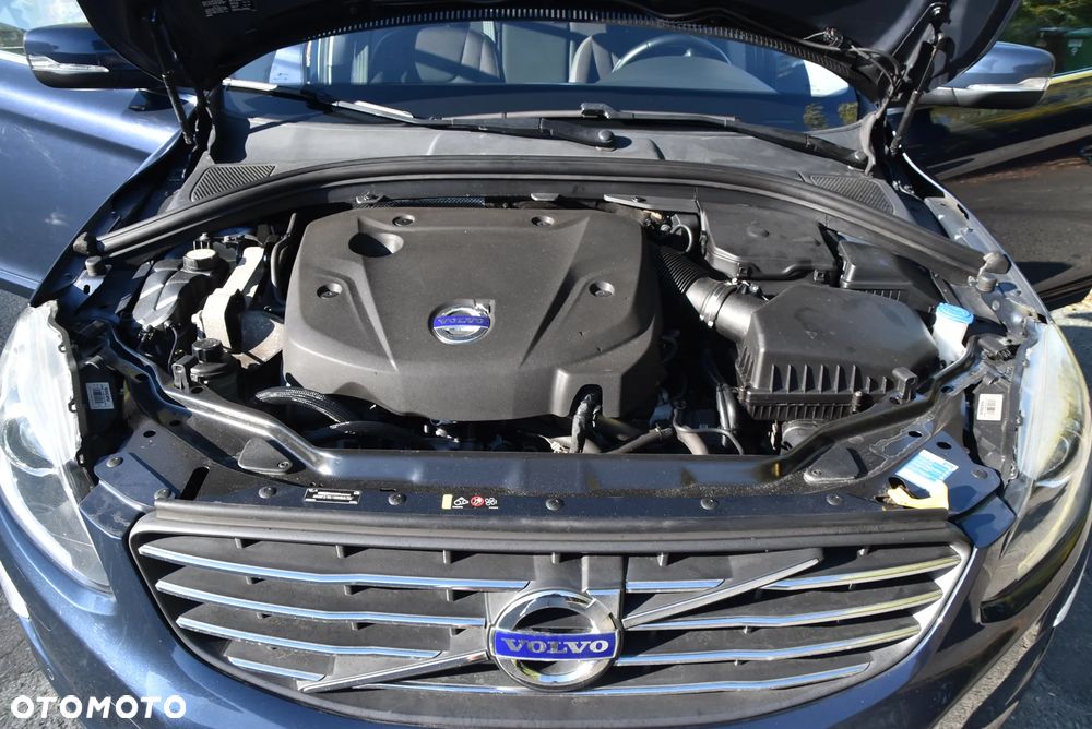Volvo XC 60 D4 Momentum - 7