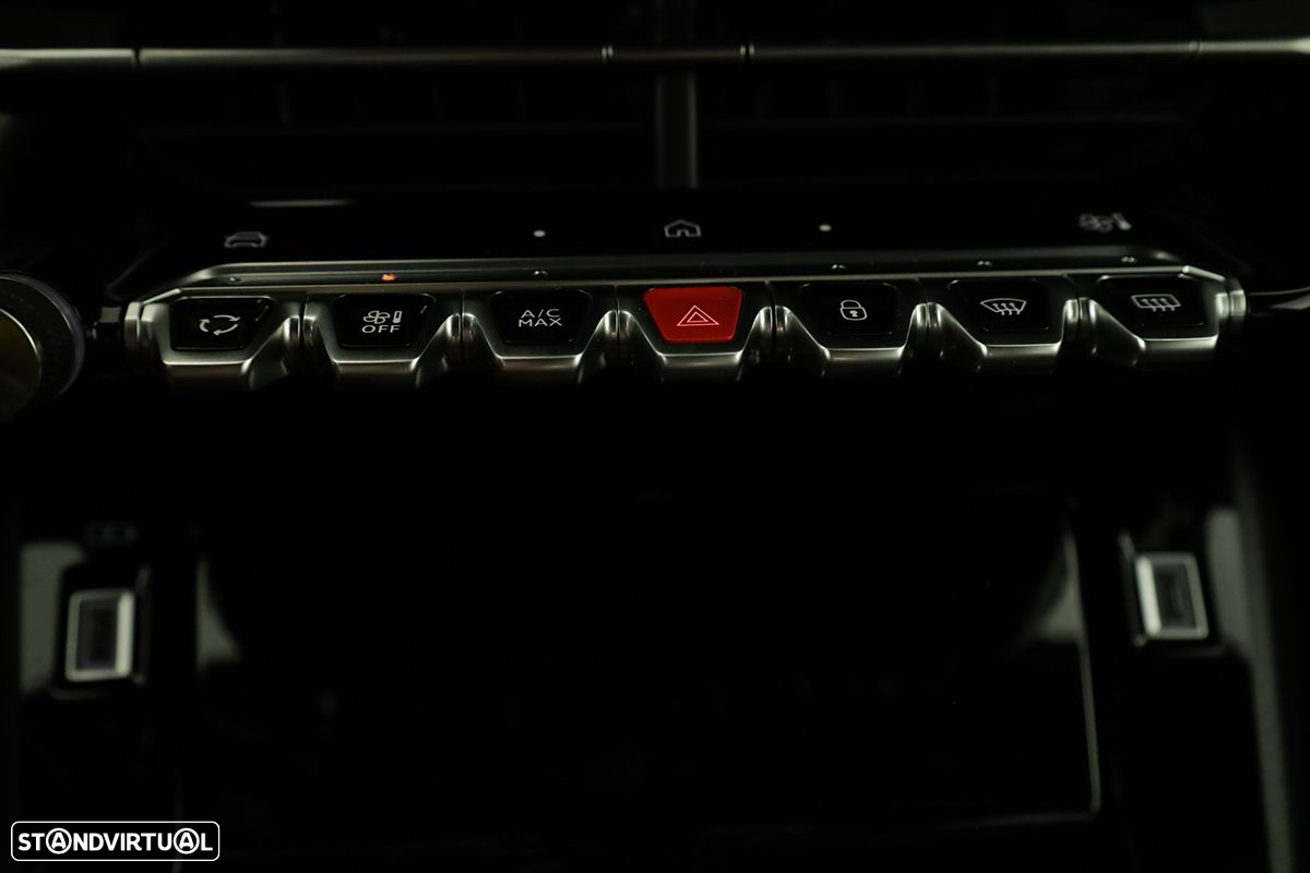 Peugeot 2008 1.2 PureTech Allure - 13
