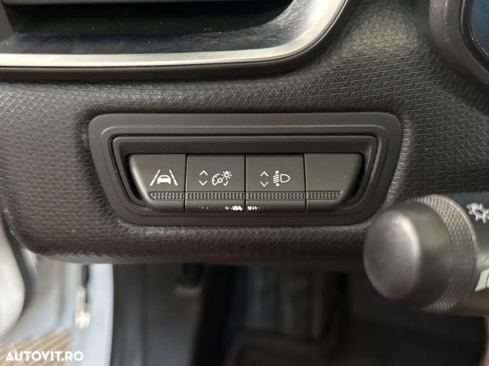 Renault Clio - 16