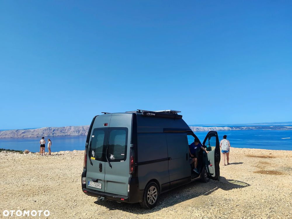 Opel Vivaro kamper - 23