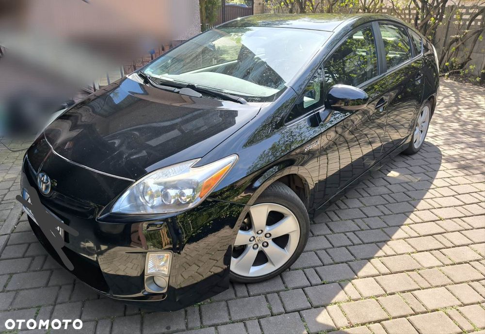 Toyota Prius - 4