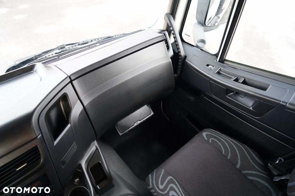 Iveco STRALIS 360 / 6X2 /  LAWETA / PLATFORMA 9,3 M / NAJAZDY HYDRAULICZNE / WYCIĄGARKA / OŚ PODONOSZONA  / EURO 6 - 32