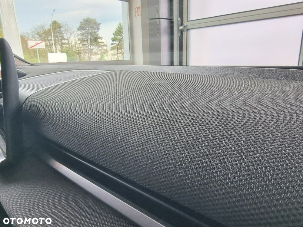 Volkswagen T-Roc 1.5 eTSI Life DSG - 15