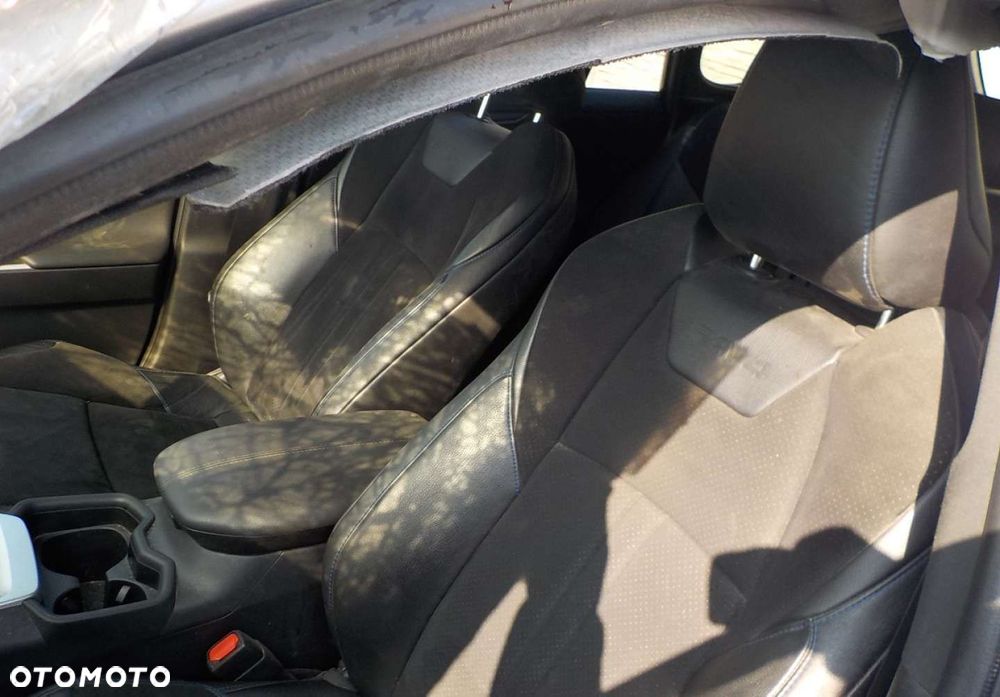 Toyota RAV4 - 27