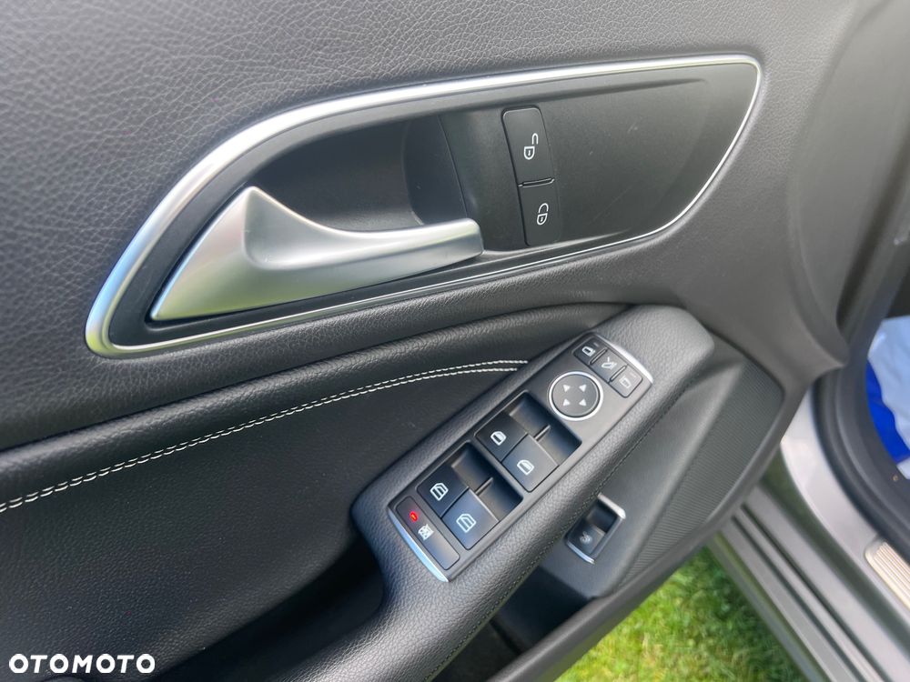 Mercedes-Benz CLA 220 CDI 7G-DCT - 7