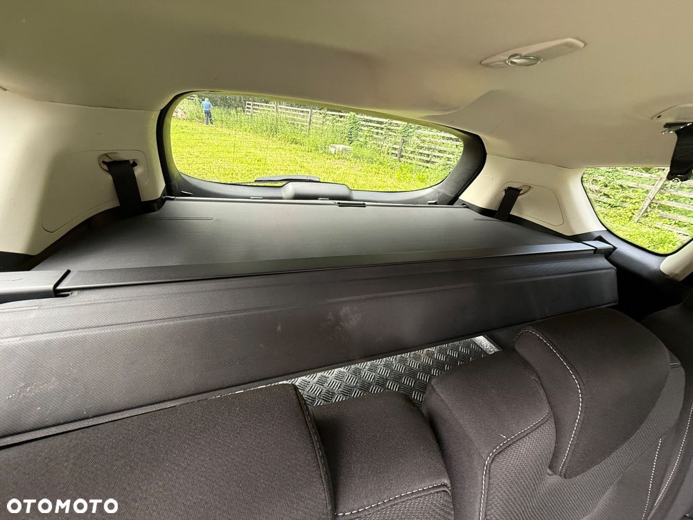 Ford S-Max - 7