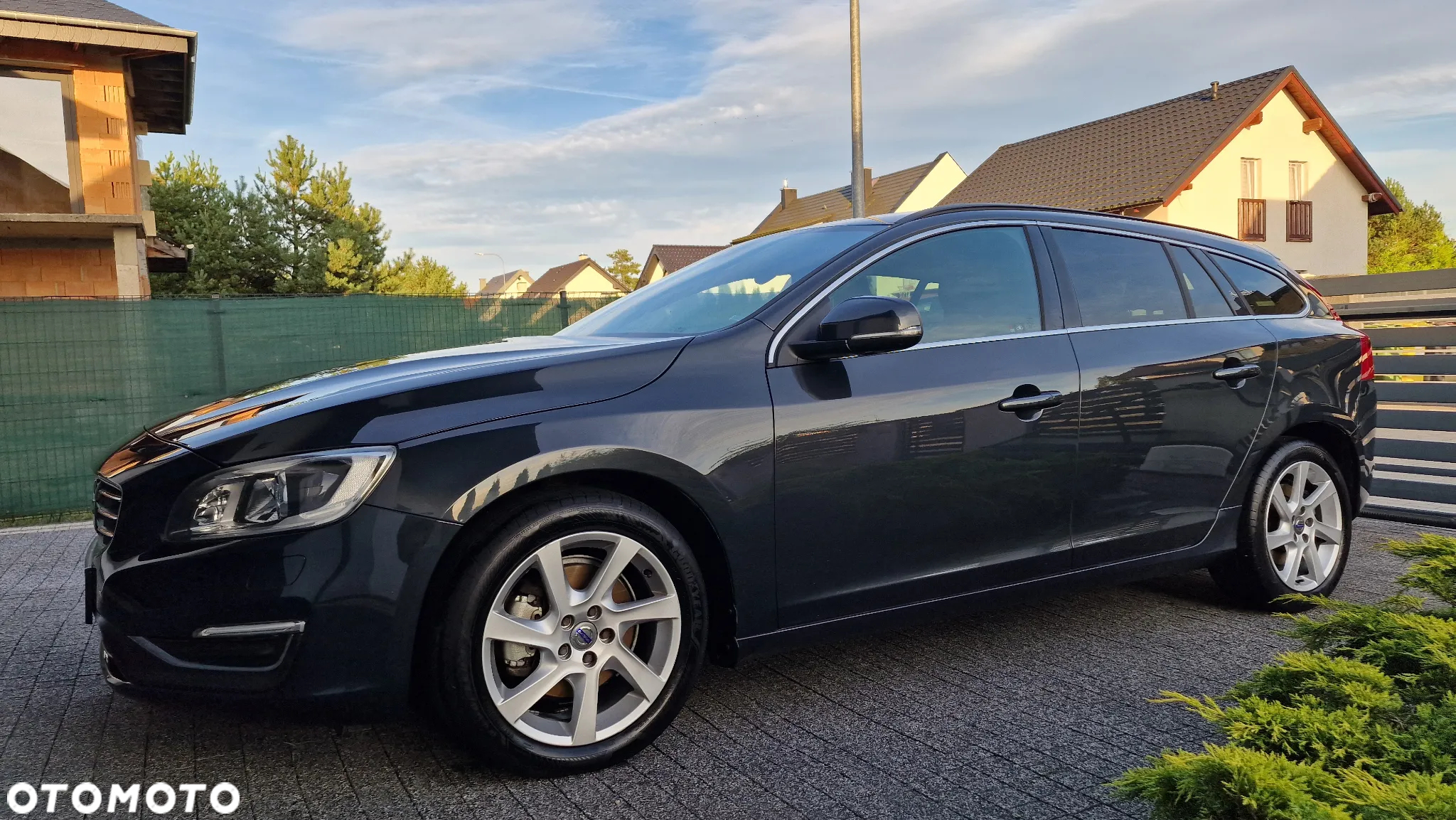 Volvo V60 D4 Drive-E Summum - 3
