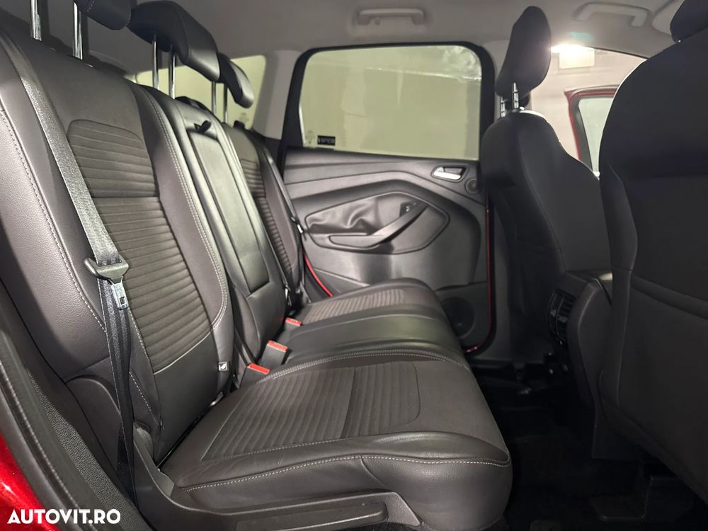 Ford Kuga - 13