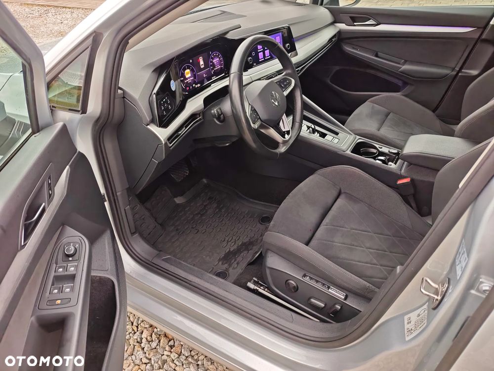 Volkswagen Golf - 9