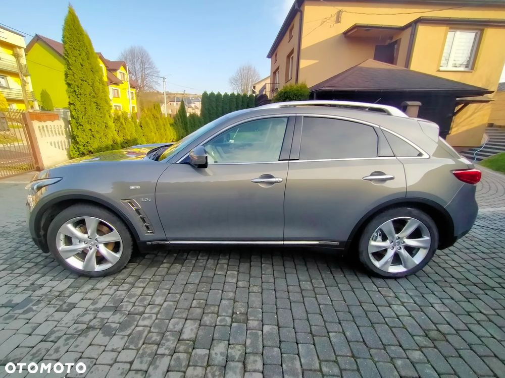 Infiniti QX70 3.0d S Premium - 3