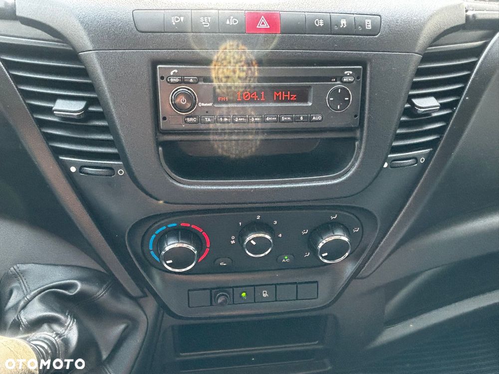 Iveco Daily 35C15 3.0 HPI Kontener 8 Palet z windą Kontener meblowy - 12