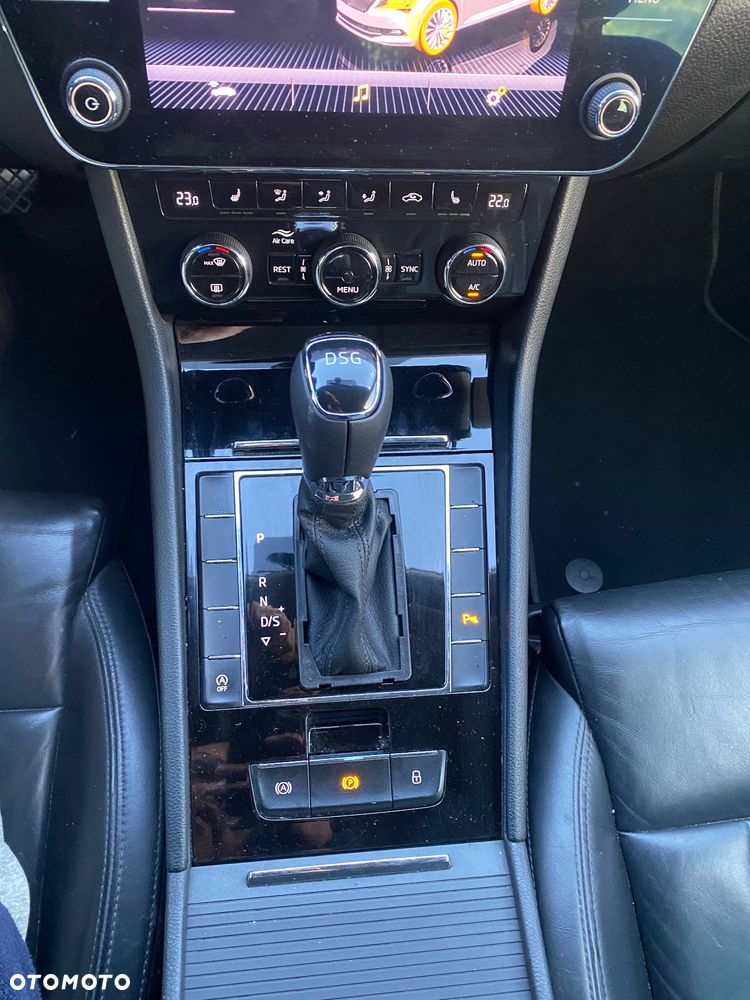 Skoda Superb 1.6 TDI Style DSG - 16