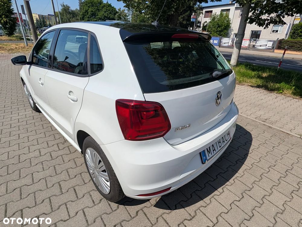 Volkswagen Polo 1.4 TDI (Blue Motion Technology) Comfortline - 12