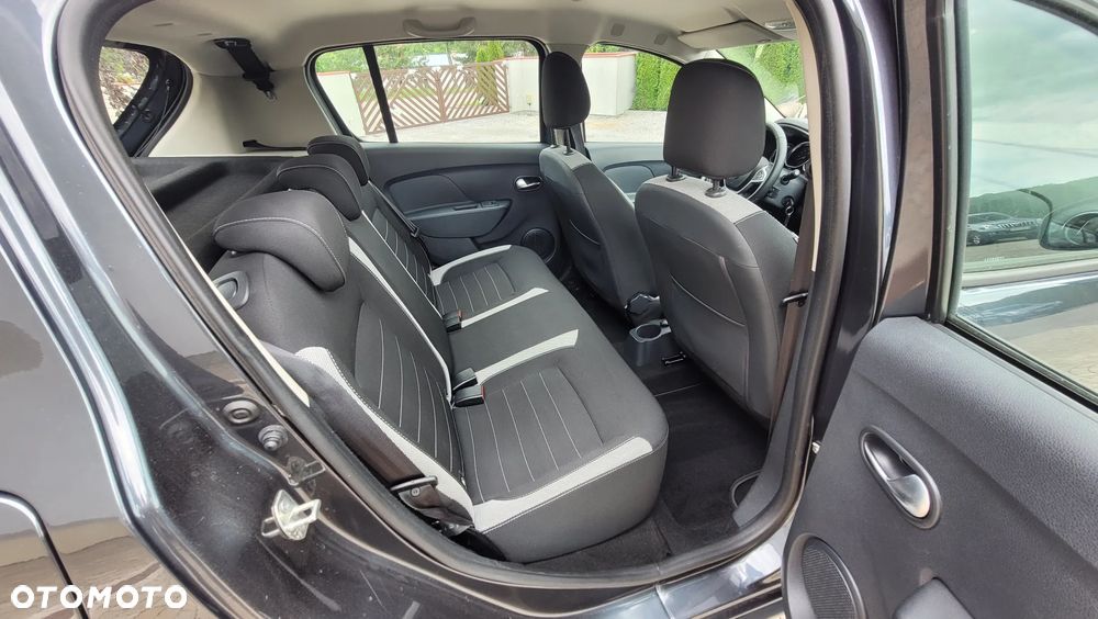 Dacia Sandero Stepway Blue dCi 95 Celebration - 12