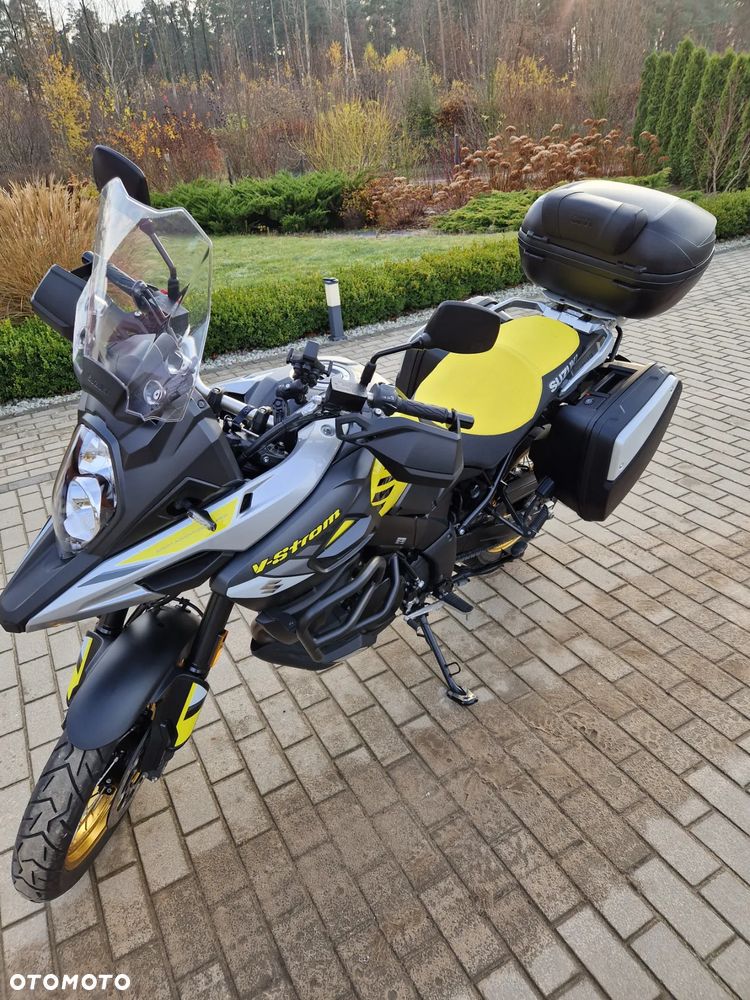 Suzuki V-STROM - 7