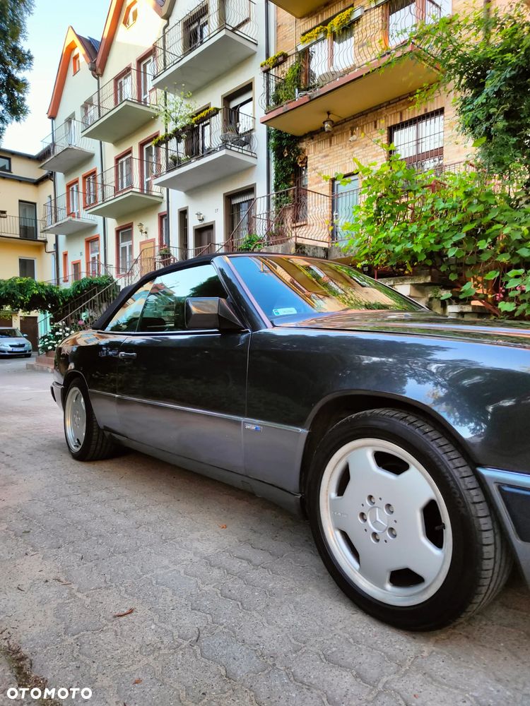 Mercedes-Benz W124 (1984-1993) - 13