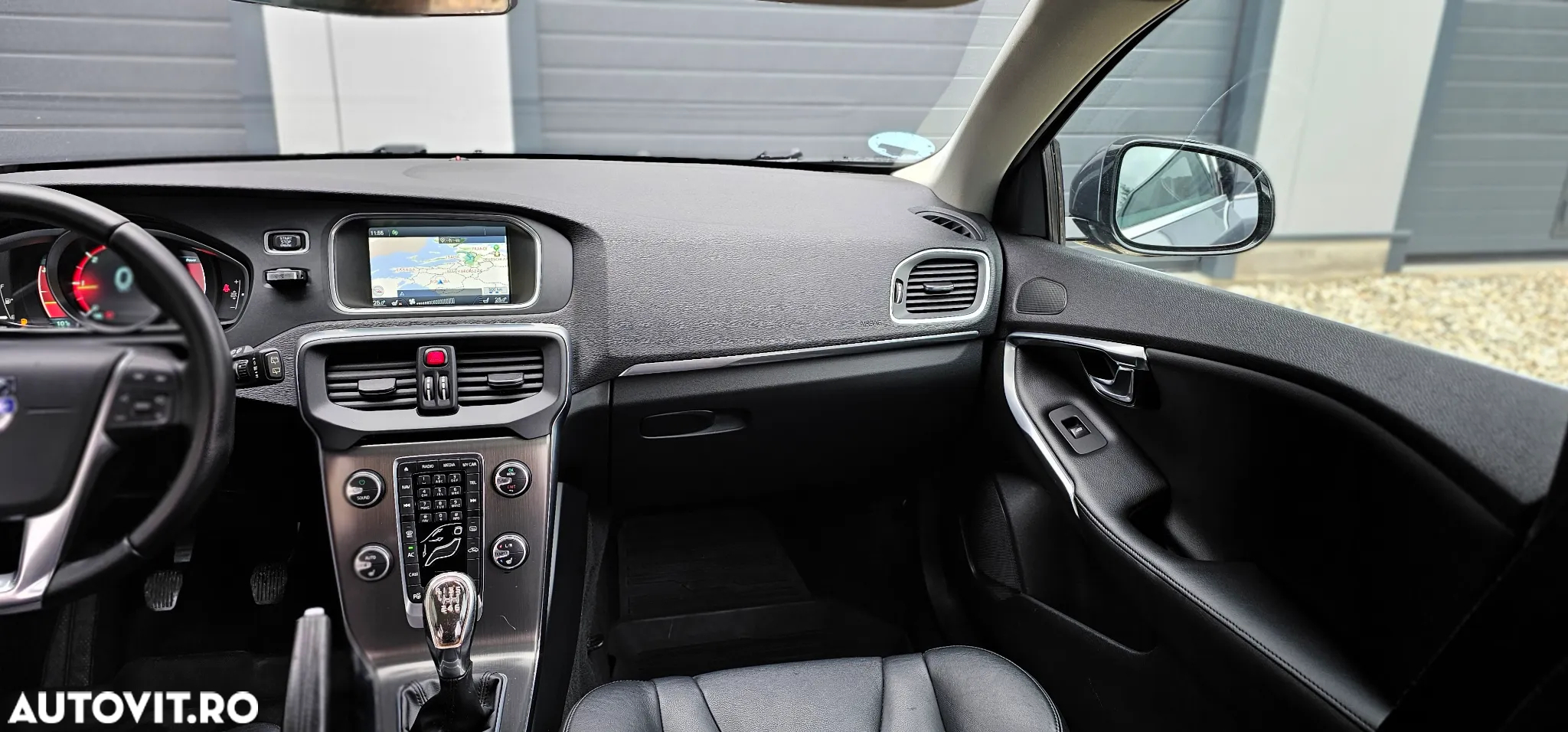 Volvo V40 D2 Summum - 17