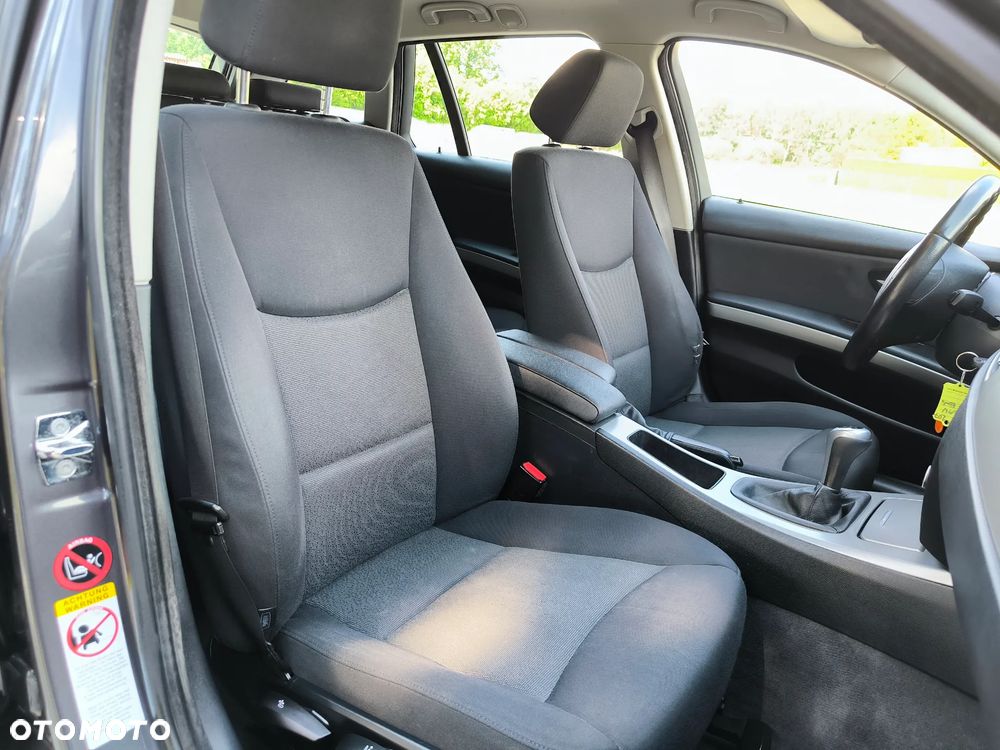 BMW Seria 3 320d DPF Edition Fleet Exclusive - 14
