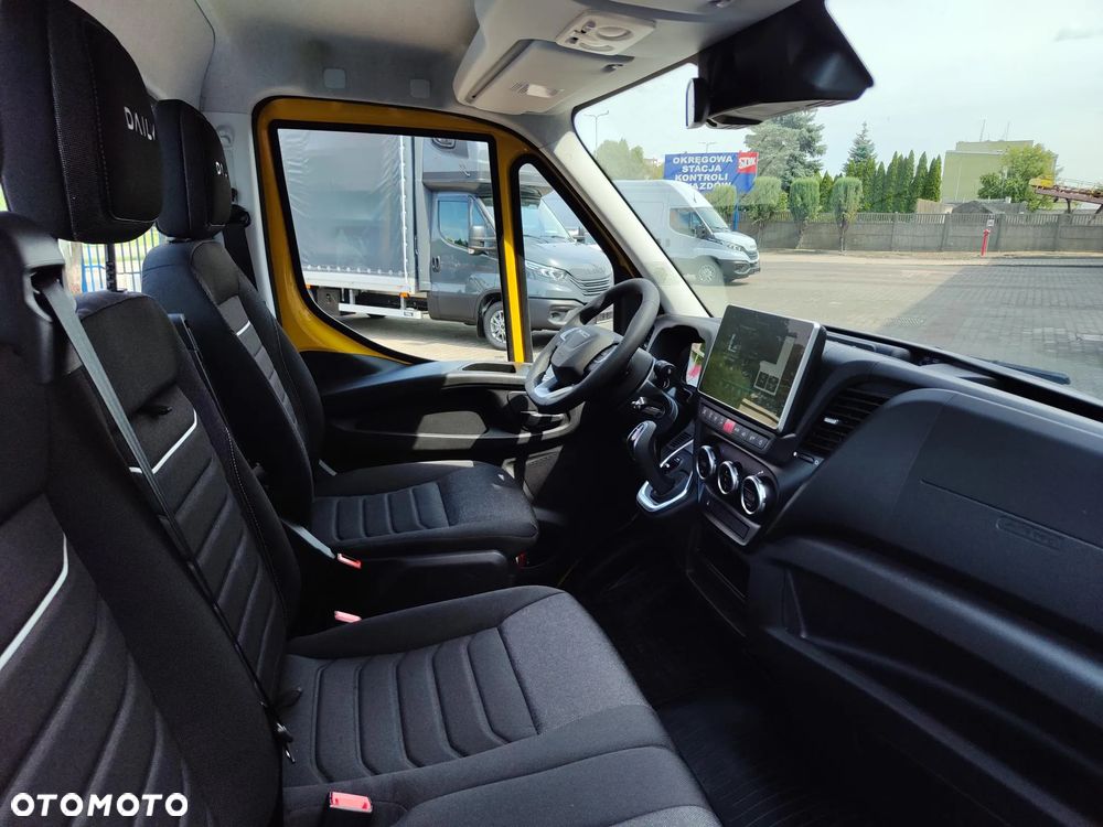Iveco Daily 35S18HA8 3.0 8AT 180 KM Autolaweta, 3,5 tony na haku - 5