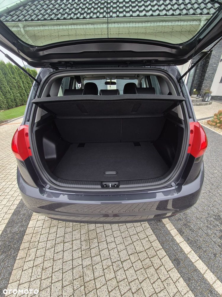 Kia Venga 1.6 CVVT Automatik Vision - 11