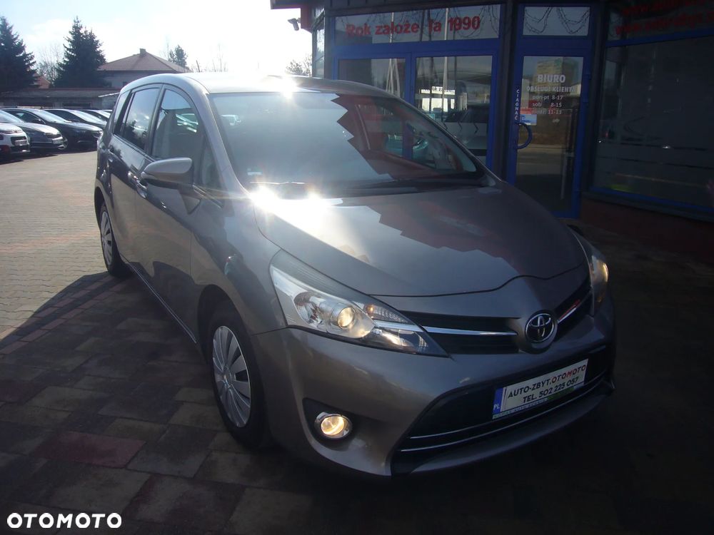 Toyota Verso 1.6 D-4D 5-Sitzer Start/Stop Life - 4