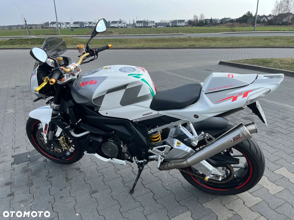 Aprilia Tuono - 7