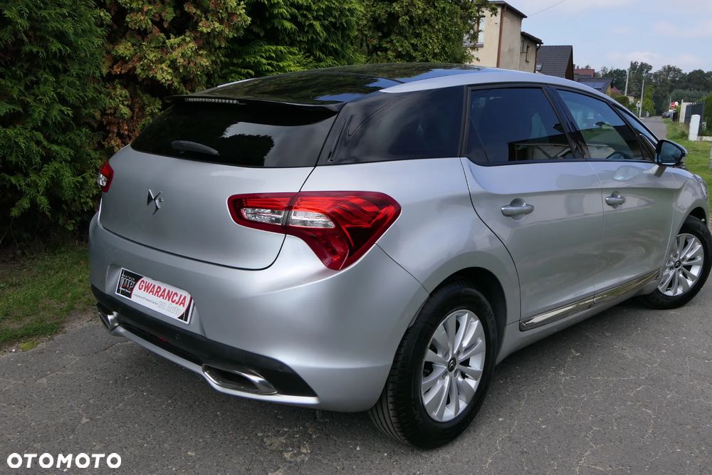 Citroën DS5 1.6 BlueHDi SoChic - 8