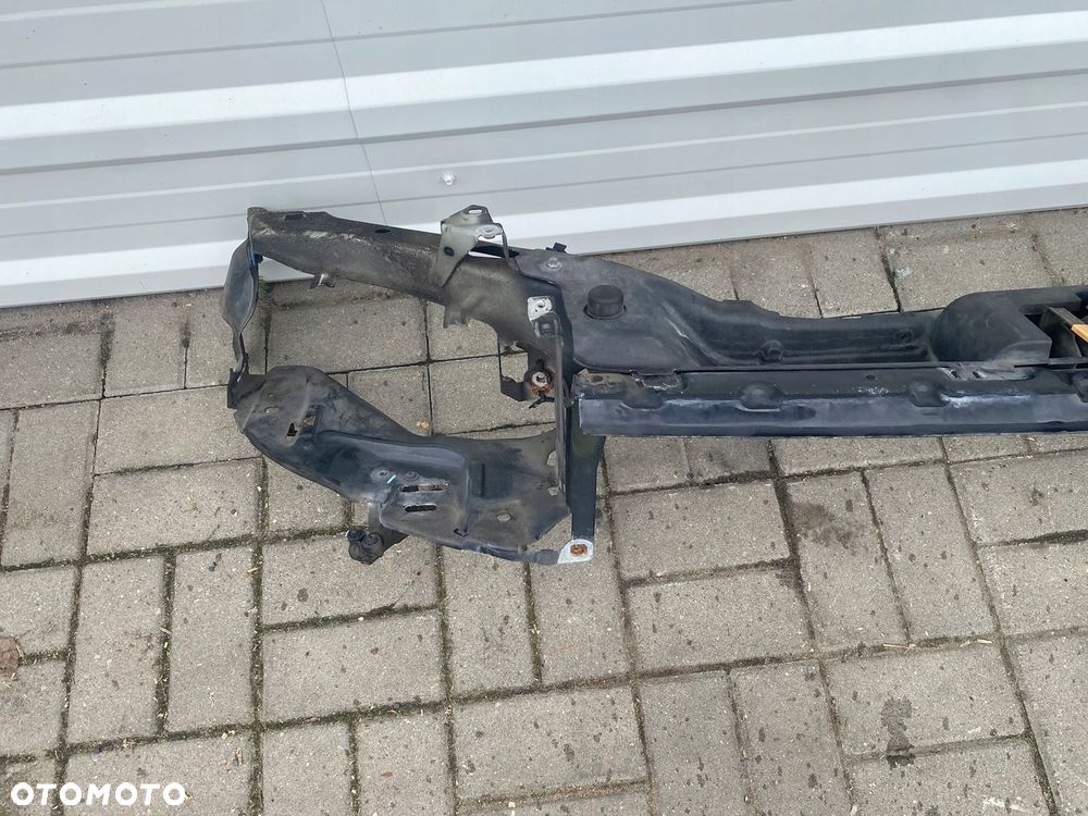 PAS PRZEDNI GÓRNY OKULAR VOLVO C30 EU - 3