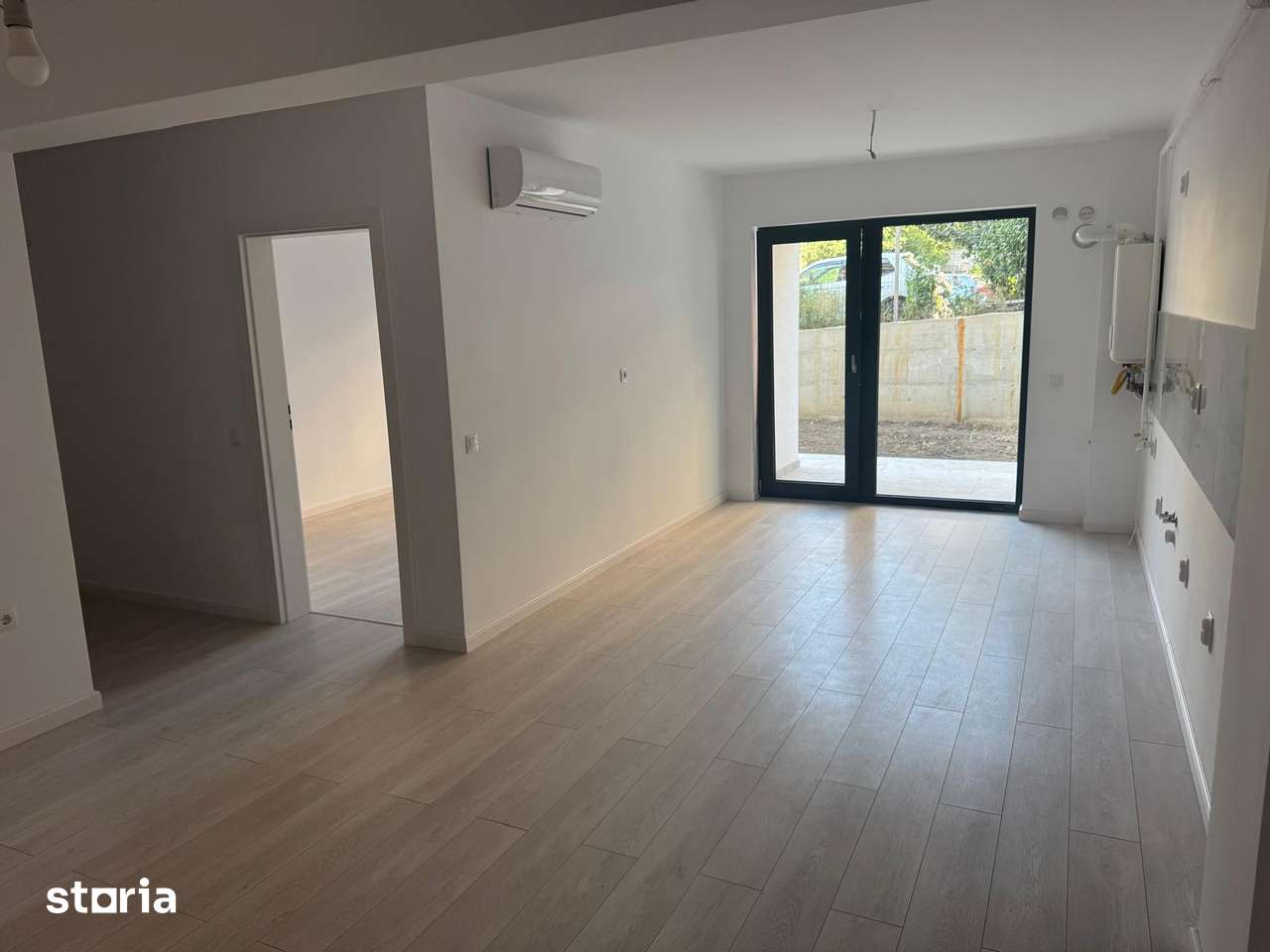 Valea Lupului apartament doua camere plus terasa 44 mp — fotografia 1