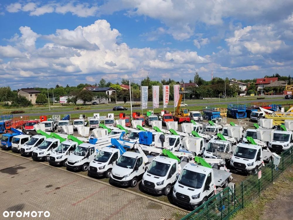 Renault Maxity podnośnik koszowy 26 m 25 m 24 m 22 m 21 m 20 m 18 m - 1