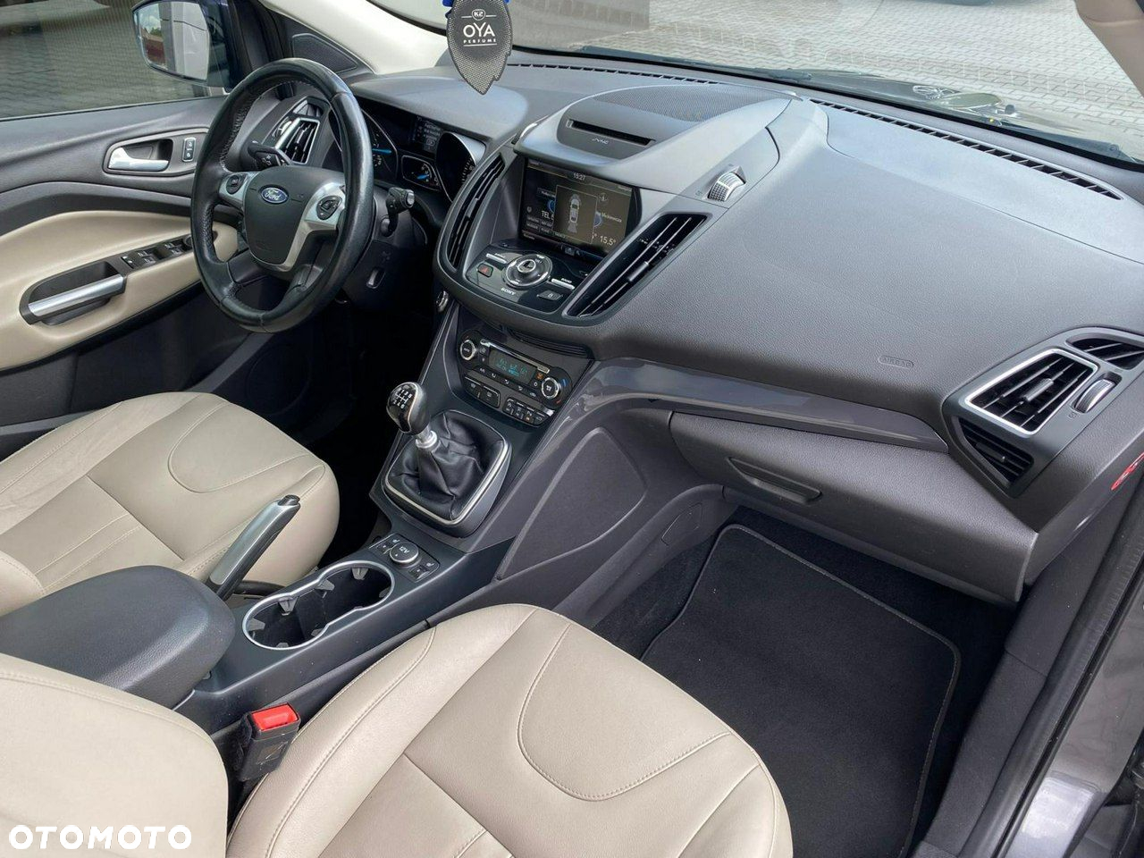 Ford Kuga - 15