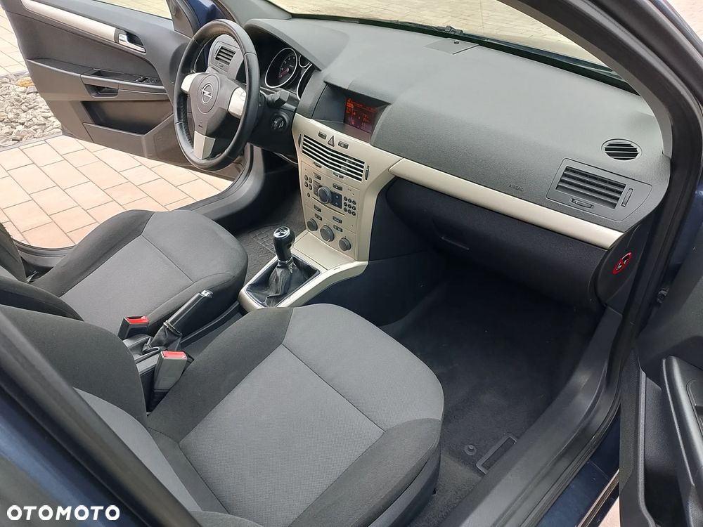 Opel Astra 1.6 Color Edition - 13