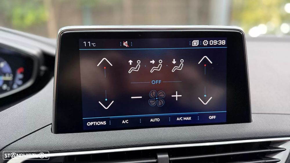 Peugeot 5008 BlueHDI 120 EAT6 Allure - 21