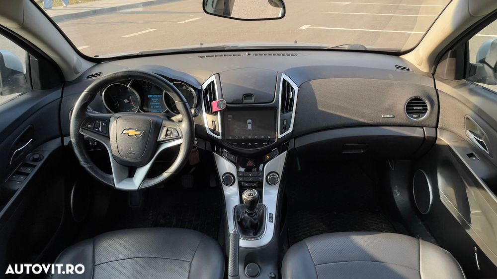 Chevrolet Cruze 1.7 DOHC LT - 5