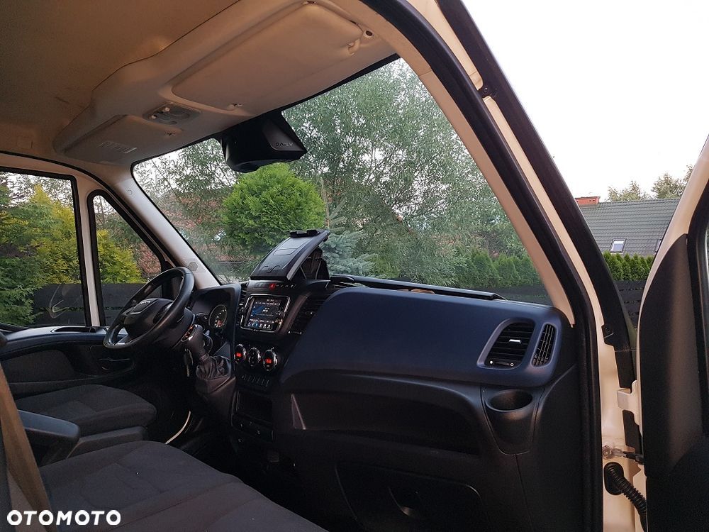 Iveco DAILY - 32