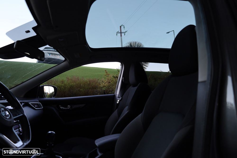 Nissan Qashqai 1.5 dCi N-Connecta J18 - 44